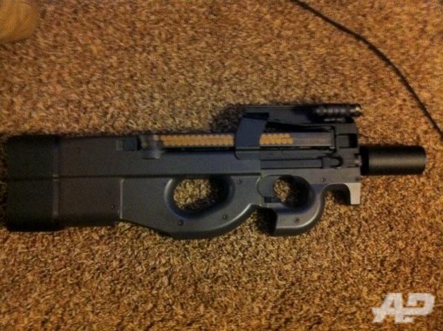 TM P90