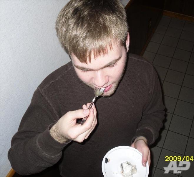 Fork to the mouth