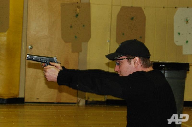 Pistol I shooting
